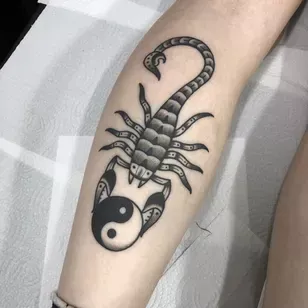 yin yang tattoo5